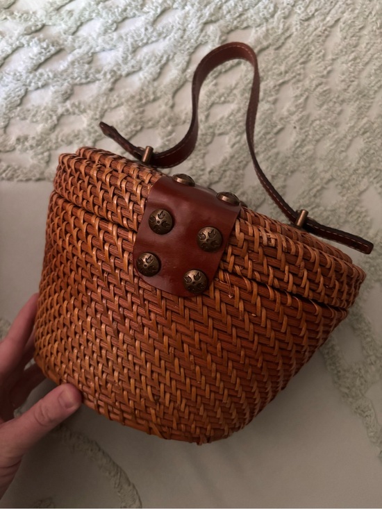 Patricia Nash Handbags - Patricia Nash Wicker/ Woven Bucket Bag with Brown Leather Trim | EUC